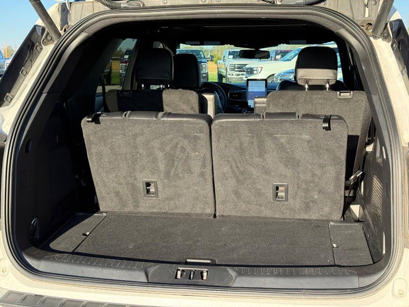 Used 2023 Ford Explorer ST w/ Equipment Group 401A image 6