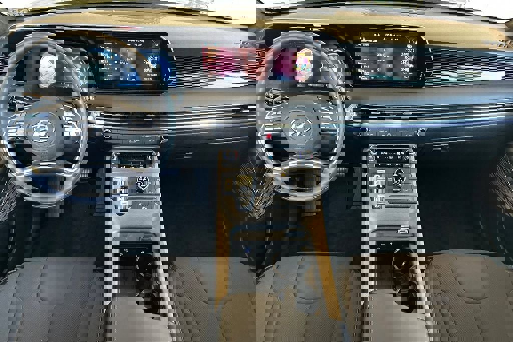 Used 2025 Hyundai Palisade Calligraphy image 10