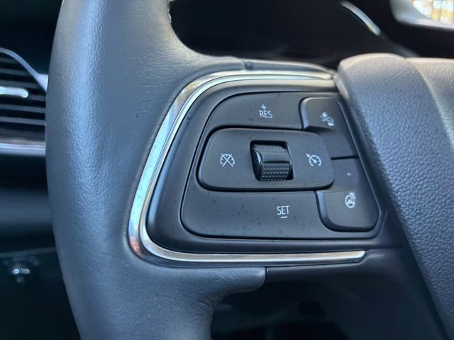 Used 2023 Buick Envision Essence w/ Sport Touring Package image 27