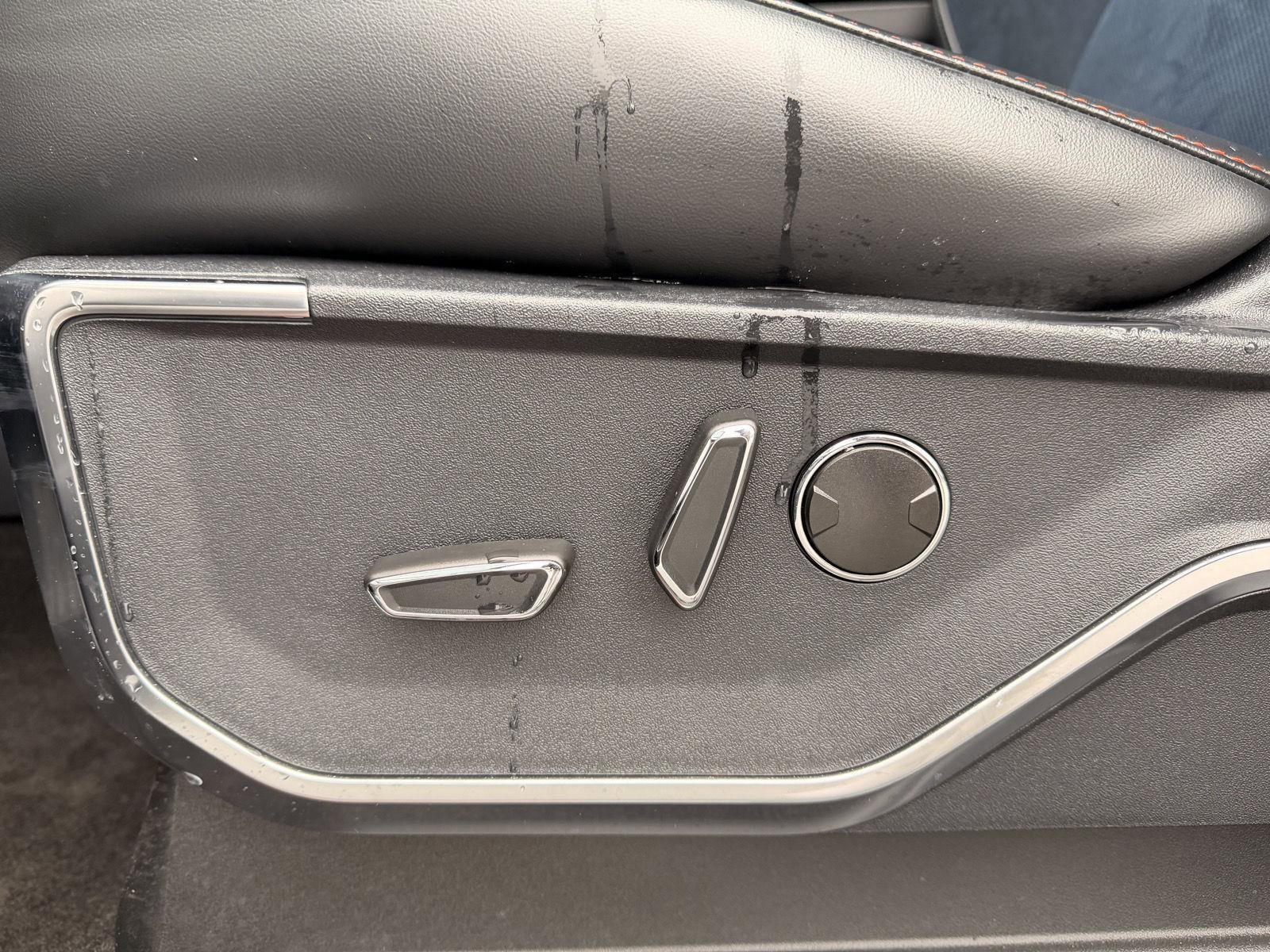 Used 2022 Ford F150 Raptor w/ Equipment Group 801A High image 19