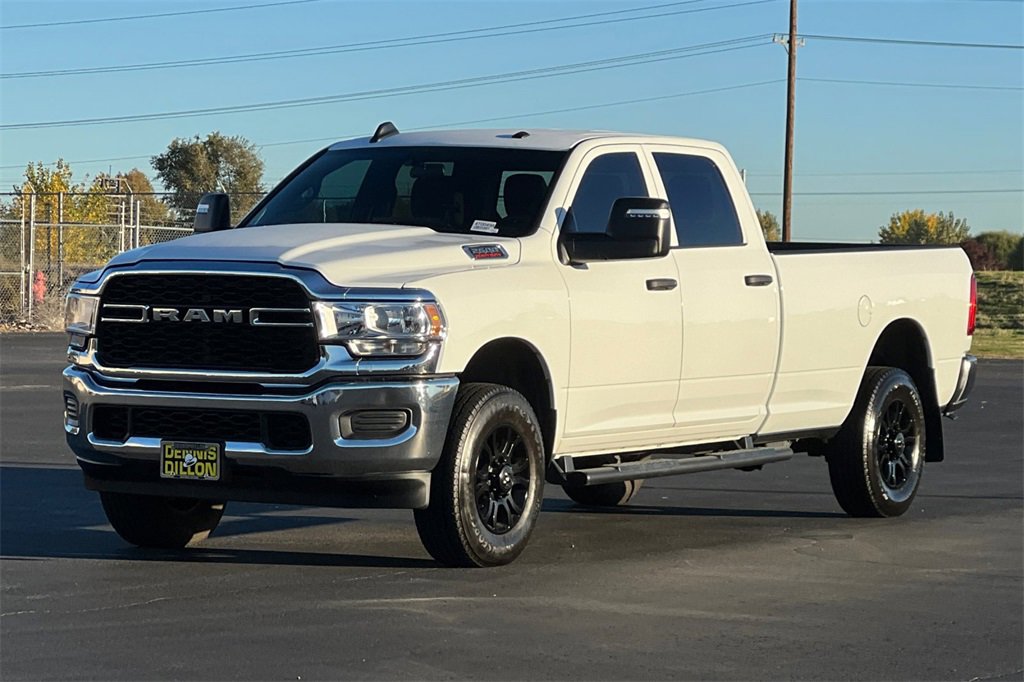 Used 2024 RAM 2500 Tradesman w/ Chrome Appearance Group image 8