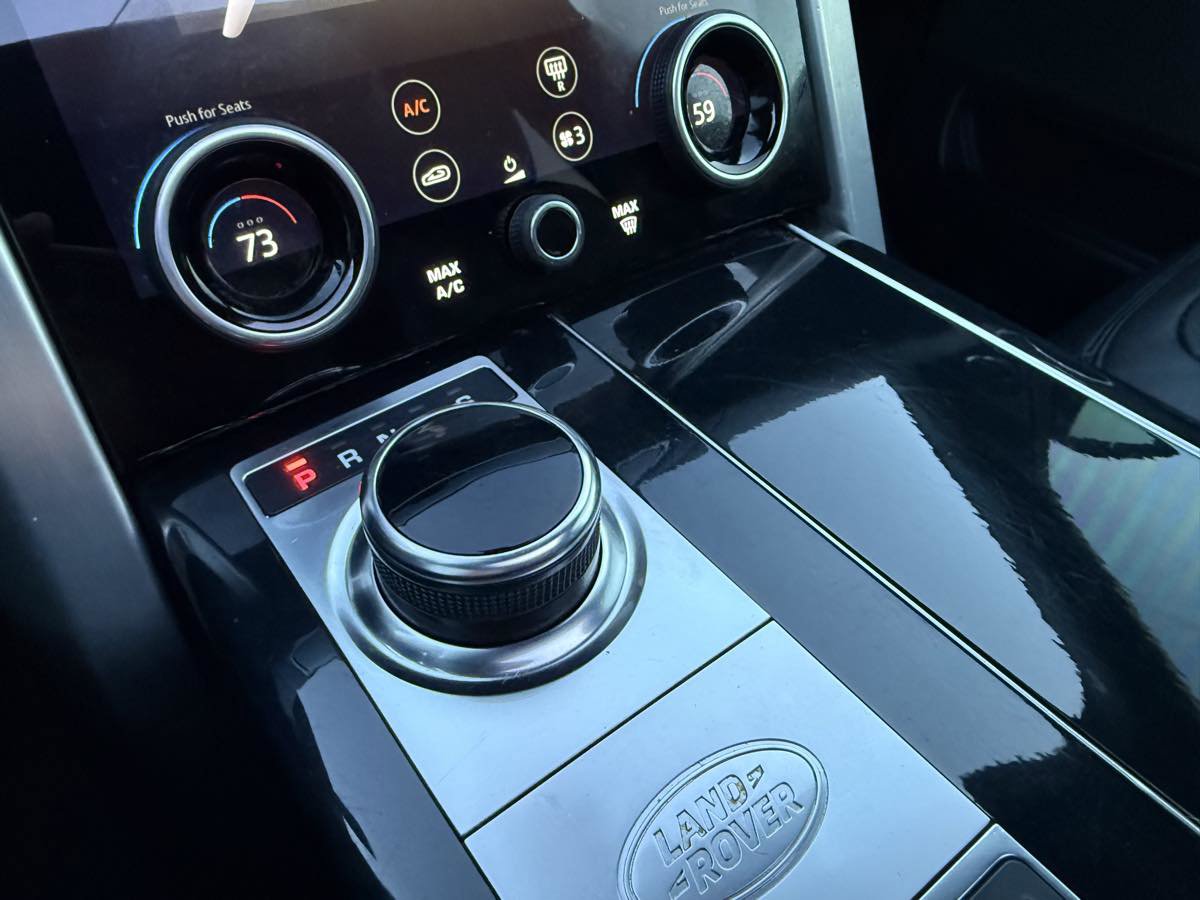 Used 2019 Land Rover Range Rover Long Wheelbase Supercharged image 23