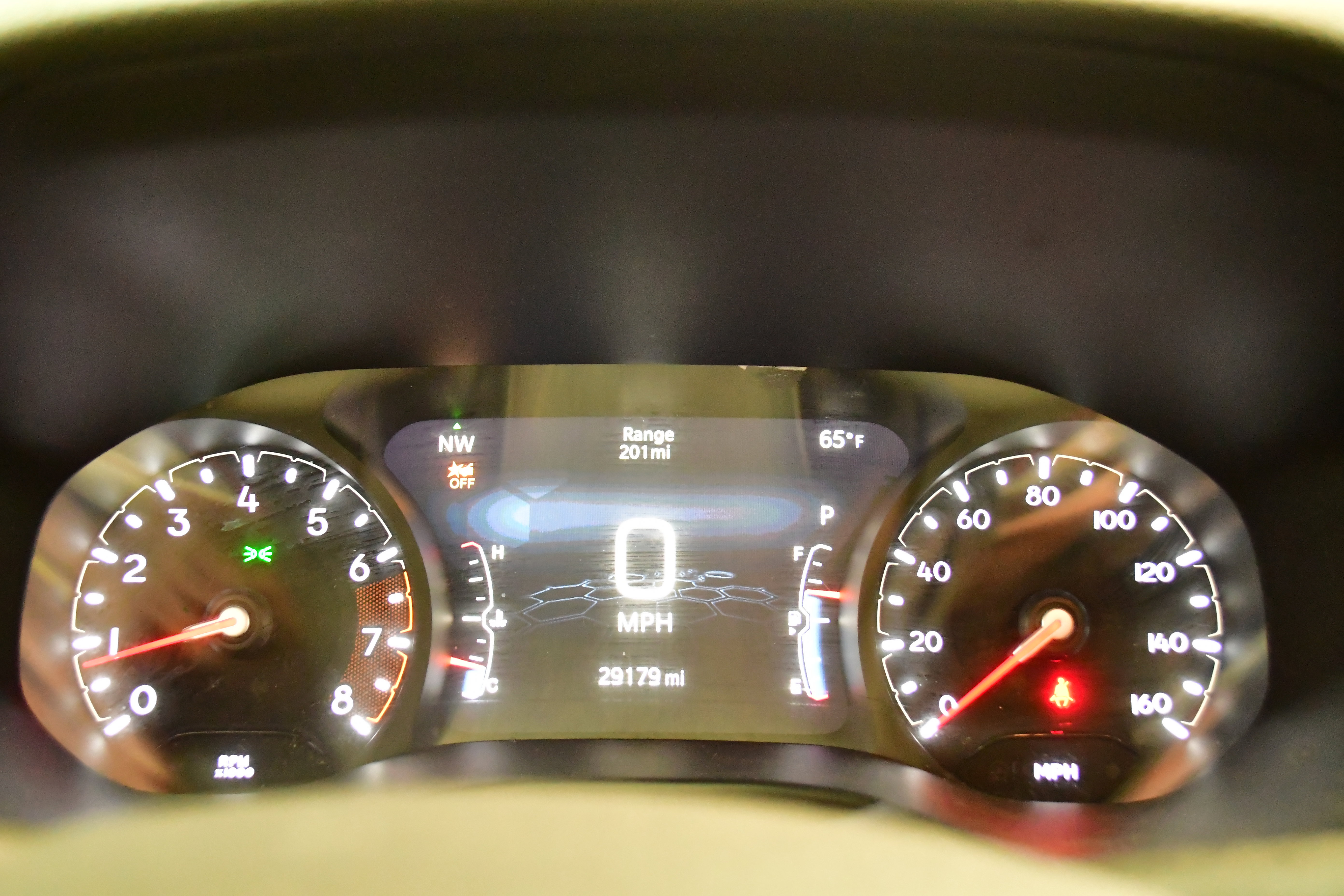 Used 2025 Jeep Compass Trailhawk AWD/4WD image 16