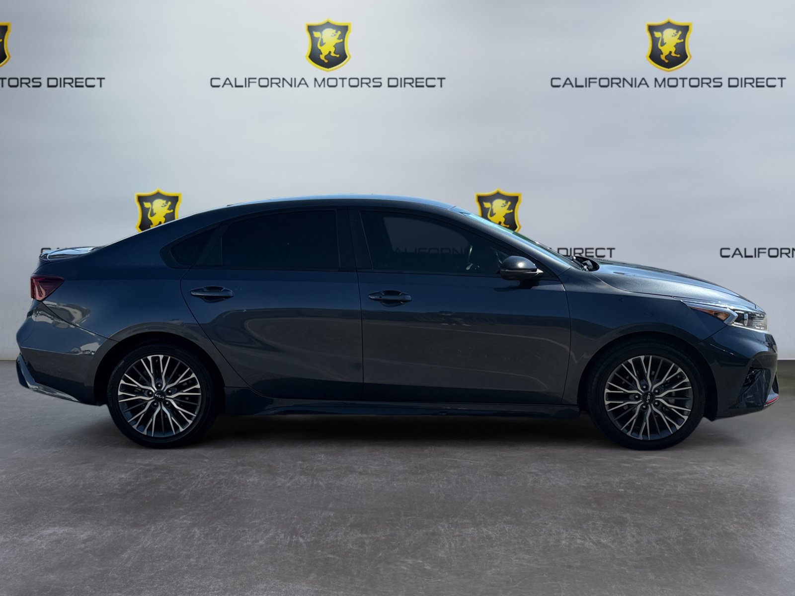 Used 2022 Kia Forte GT-Line w/ GT-Line Technology Package FWD image 6