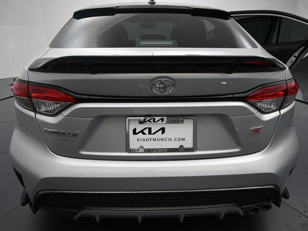 Used 2022 Toyota Corolla SE image 9