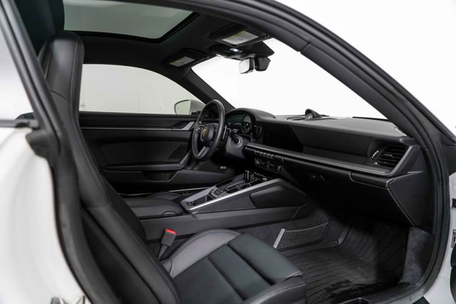 Used 2020 Porsche 911 Carrera image 24