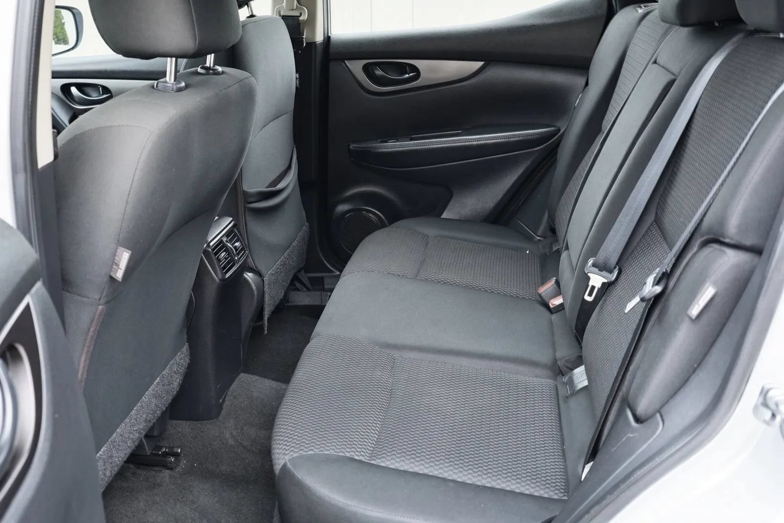 Used 2021 Nissan Rogue Sport S AWD/4WD image 15