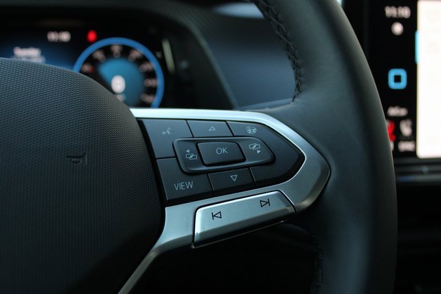 New 2026 Volkswagen Atlas Cross Sport SEL R-Line image 10