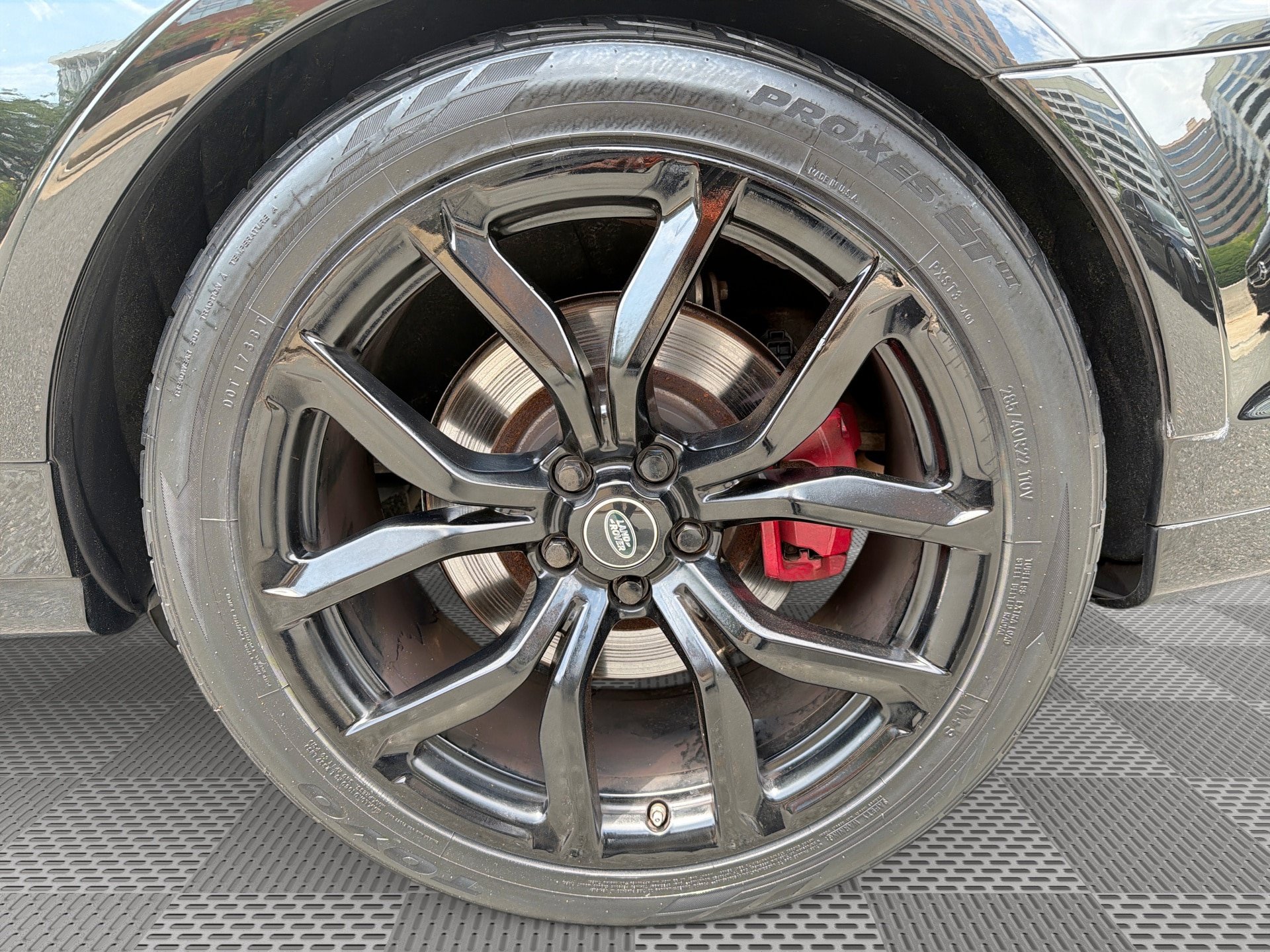 Used 2020 Land Rover Range Rover Sport SVR AWD/4WD image 29
