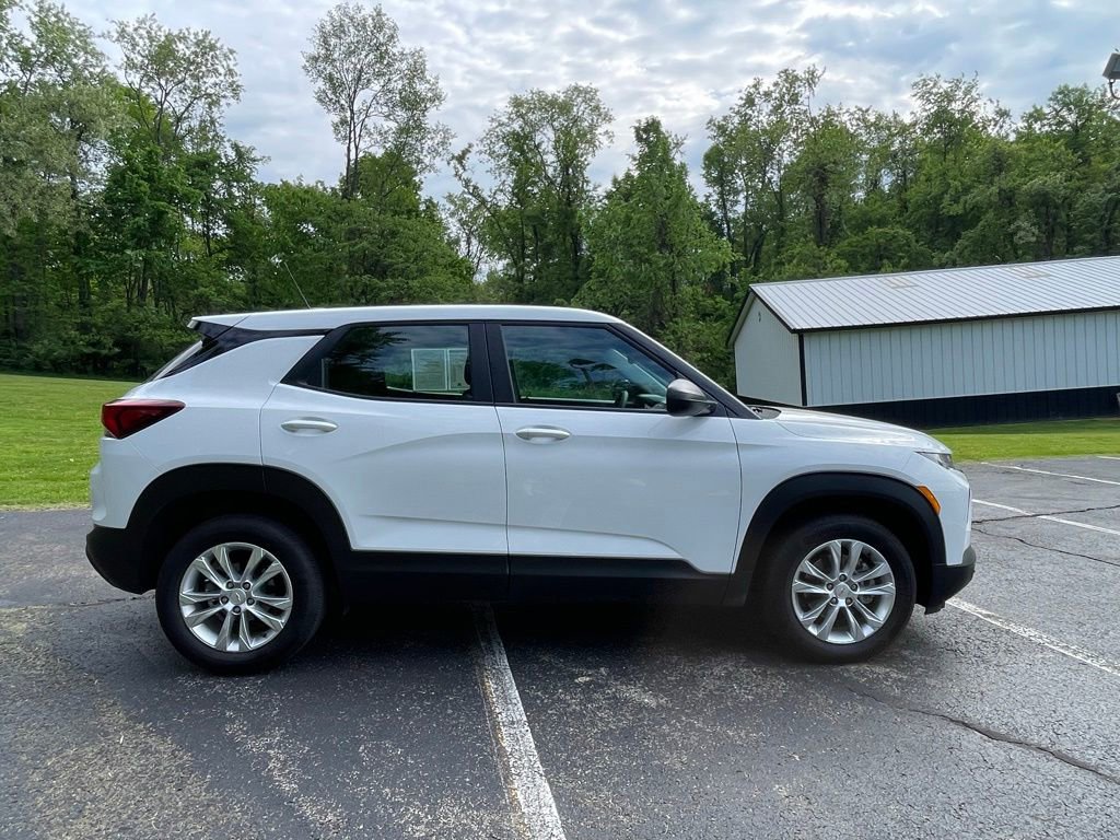 Certified 2023 Chevrolet TrailBlazer LS AWD/4WD image 2