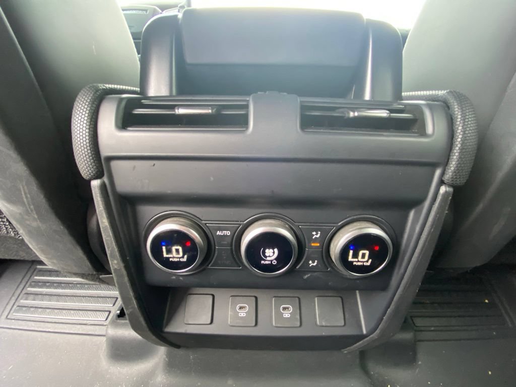 Used 2025 Land Rover Defender 130 Outbound AWD/4WD image 25
