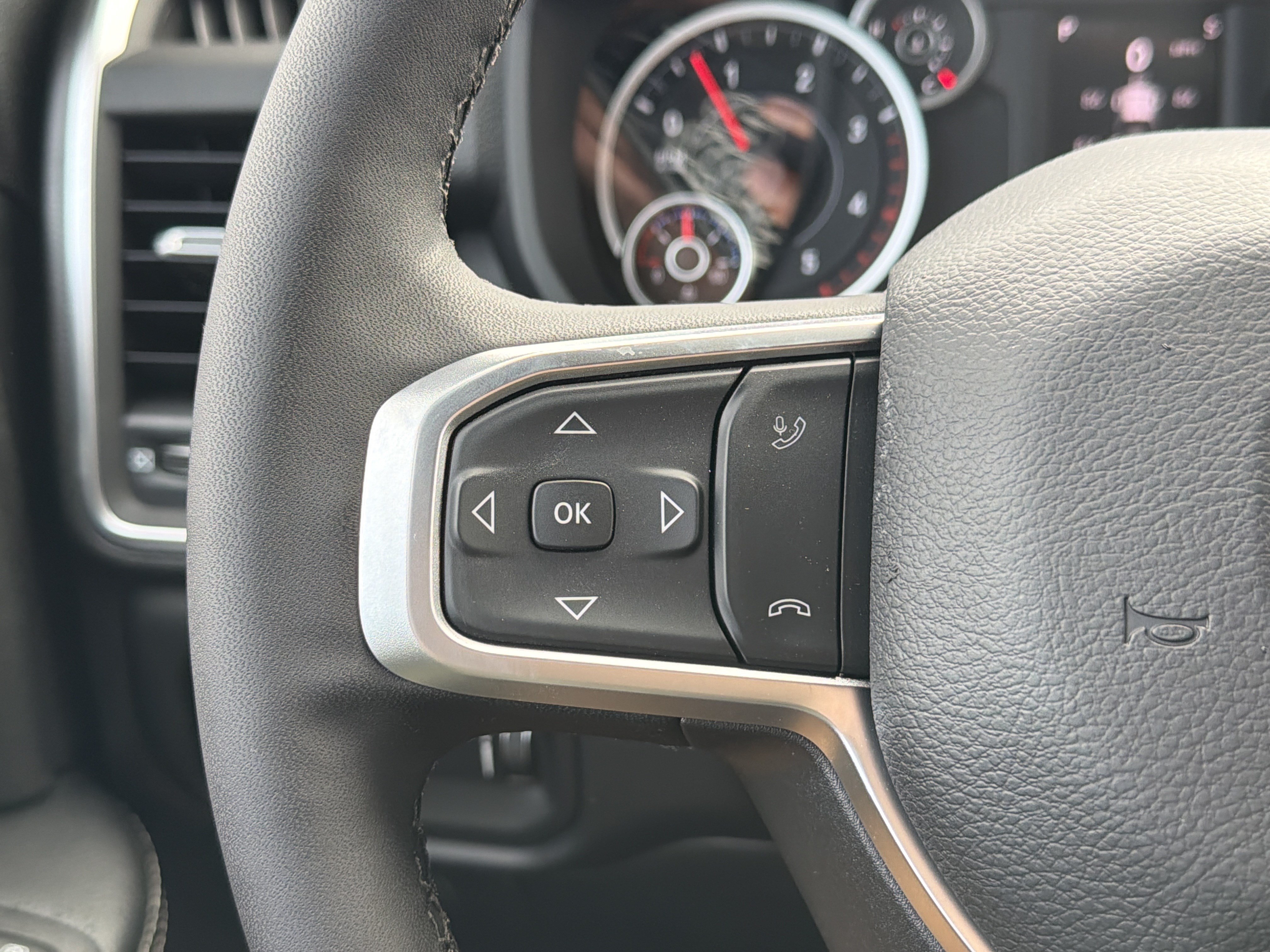 New 2026 RAM 2500 Big Horn AWD/4WD image 18