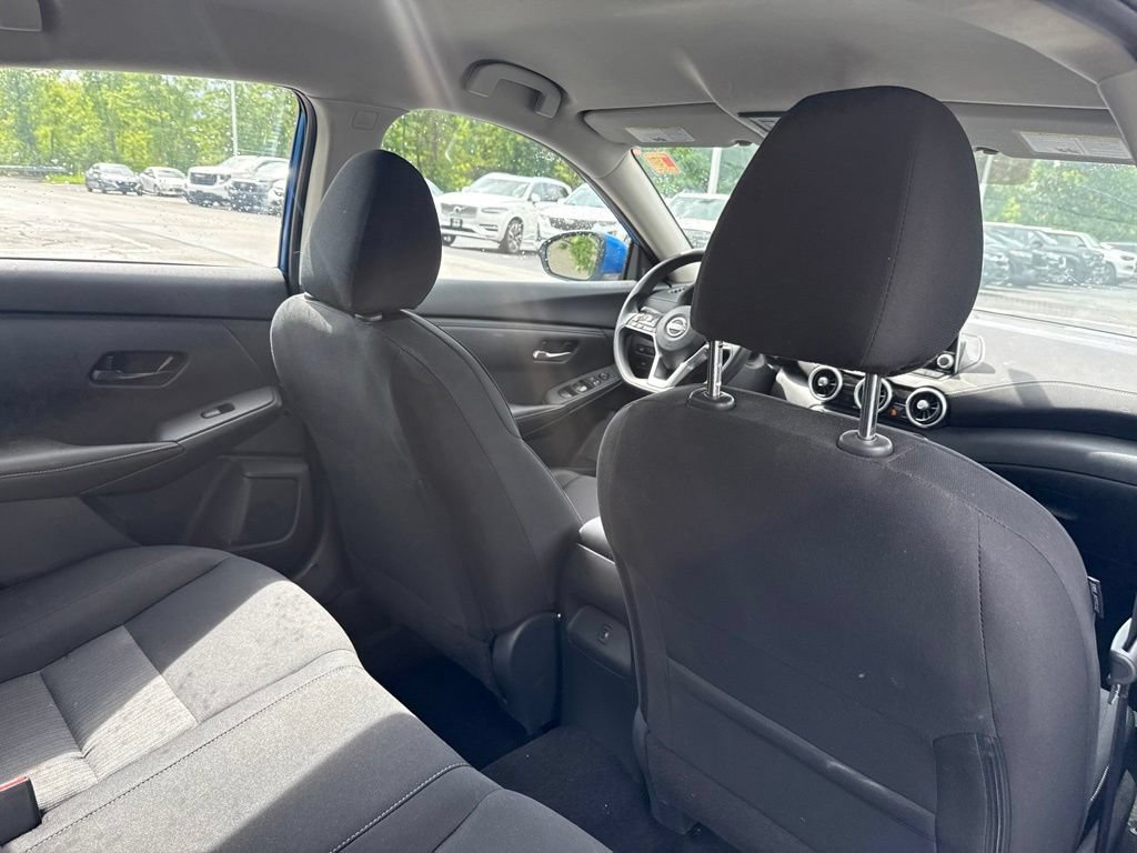 Used 2025 Nissan Sentra SV FWD image 34