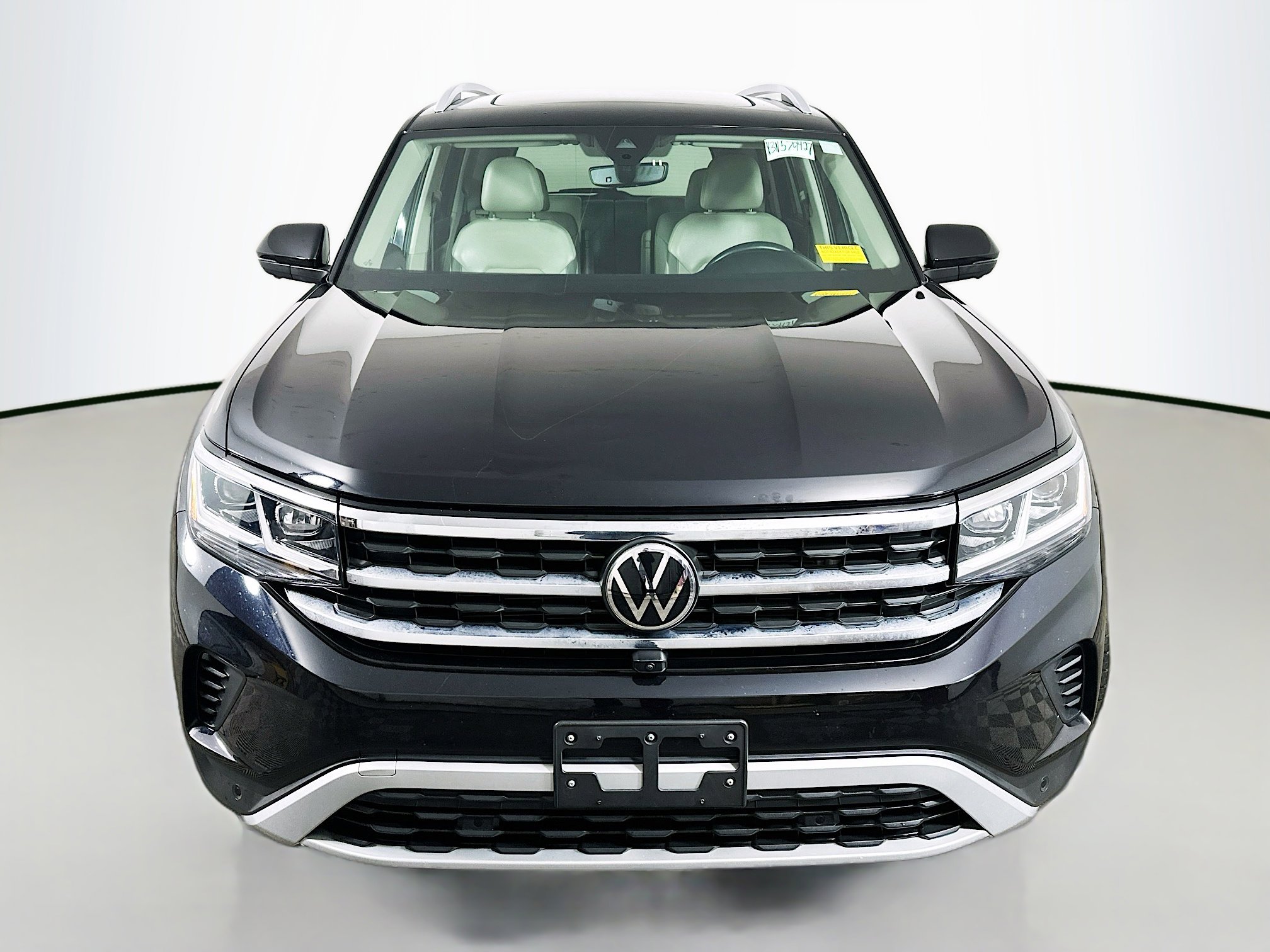 Used 2021 Volkswagen Atlas SEL Premium image 2