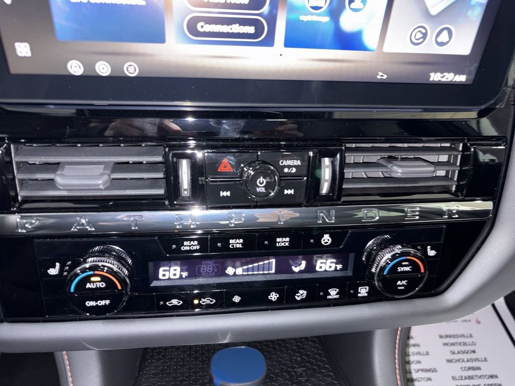 New 2026 Nissan Pathfinder Rock Creek image 18