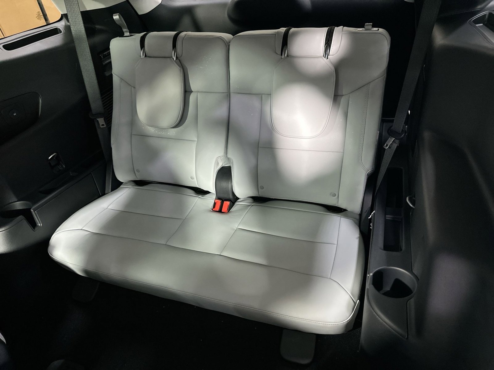 New 2026 Ford Explorer Platinum w/ LUX Leather Package image 31