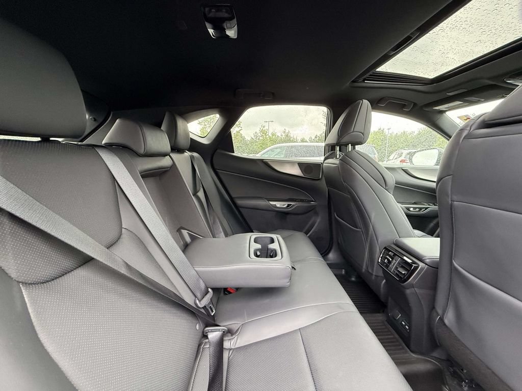 Used 2024 Lexus NX 350 F Sport AWD/4WD image 16