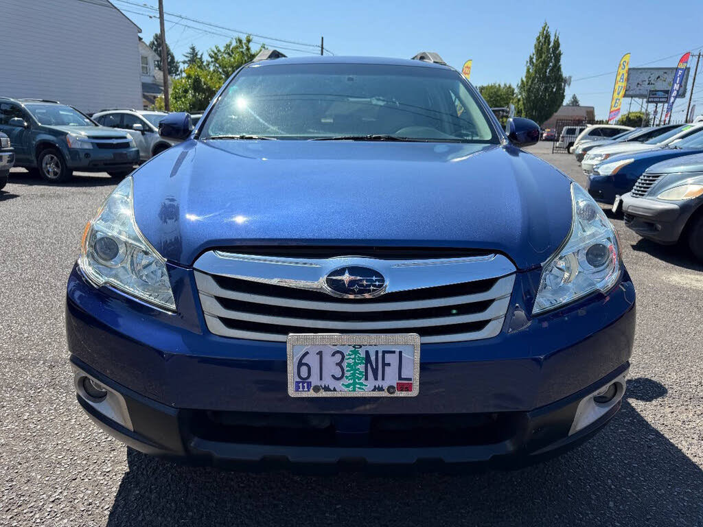 Used 2010 Subaru Outback 3.6R Premium AWD/4WD image 4
