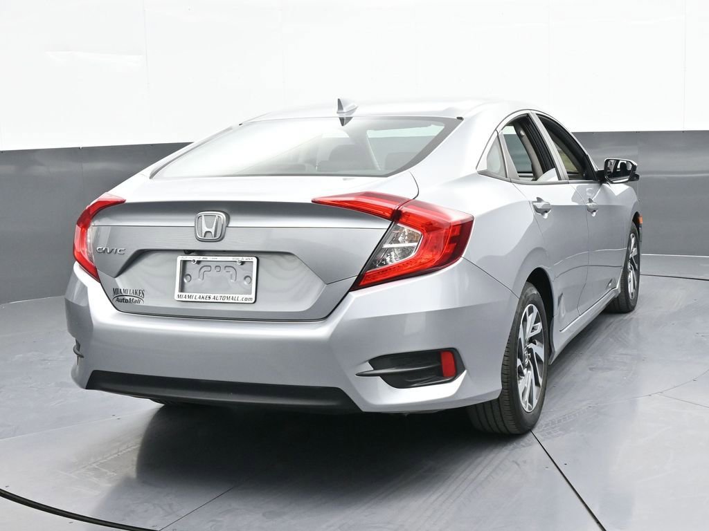 Used 2018 Honda Civic EX image 5