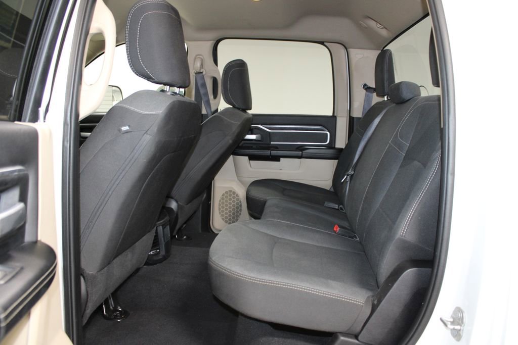 Used 2022 RAM 3500 Big Horn image 26