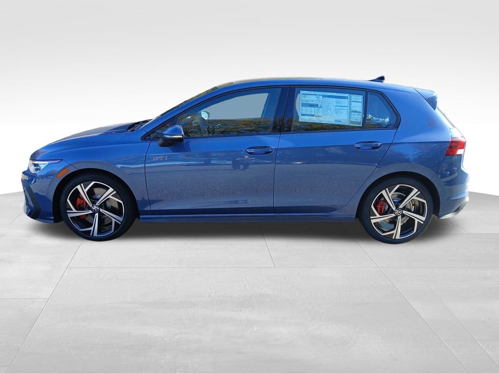 New 2026 Volkswagen GTI SE image 2
