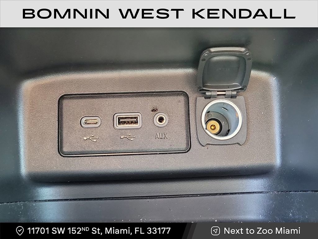 Used 2023 Chevrolet Equinox LT image 20