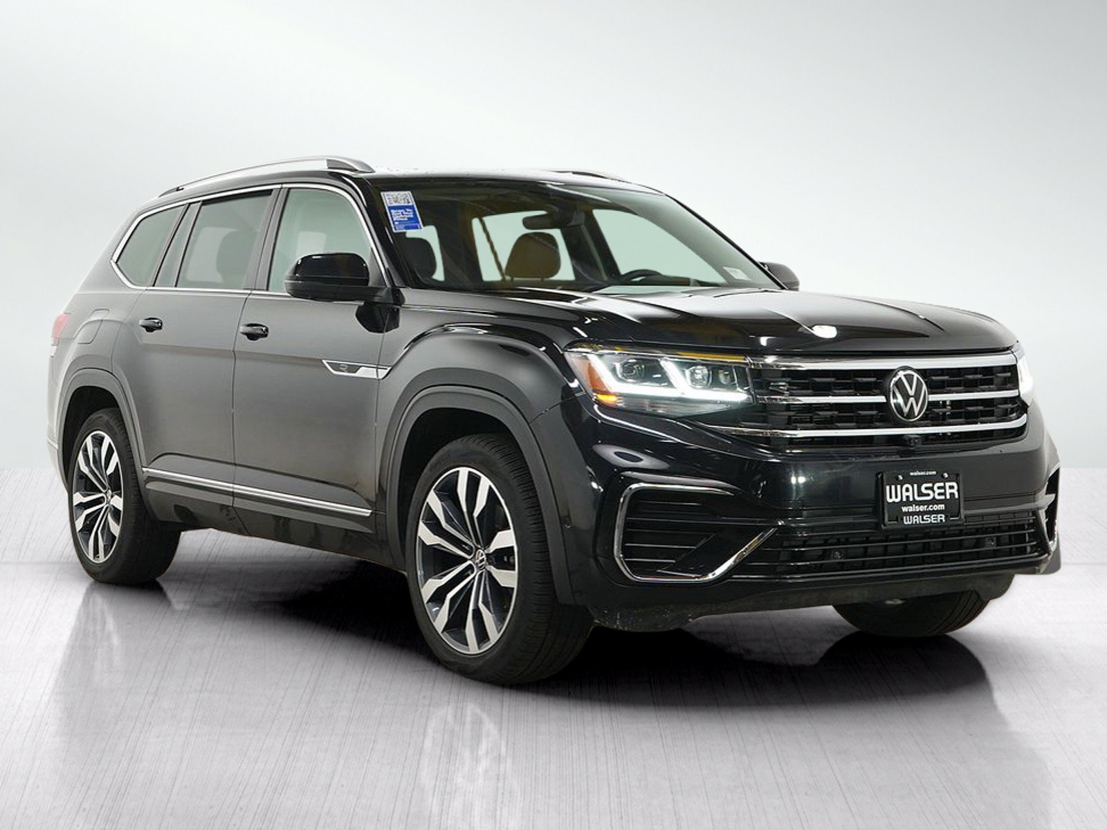 Used 2023 Volkswagen Atlas SEL Premium AWD/4WD image 8