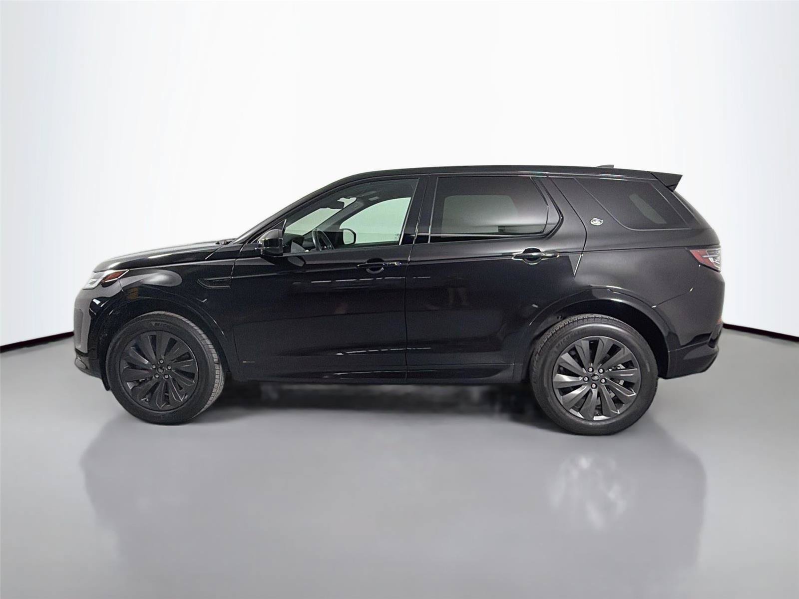 Used 2020 Land Rover Discovery Sport SE R-Dynamic AWD/4WD image 8