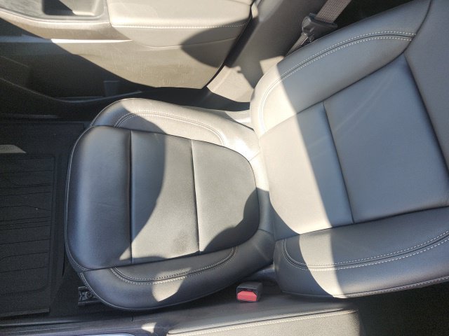 Certified 2023 Chevrolet Traverse LT w/ LT Premium Package AWD/4WD image 28