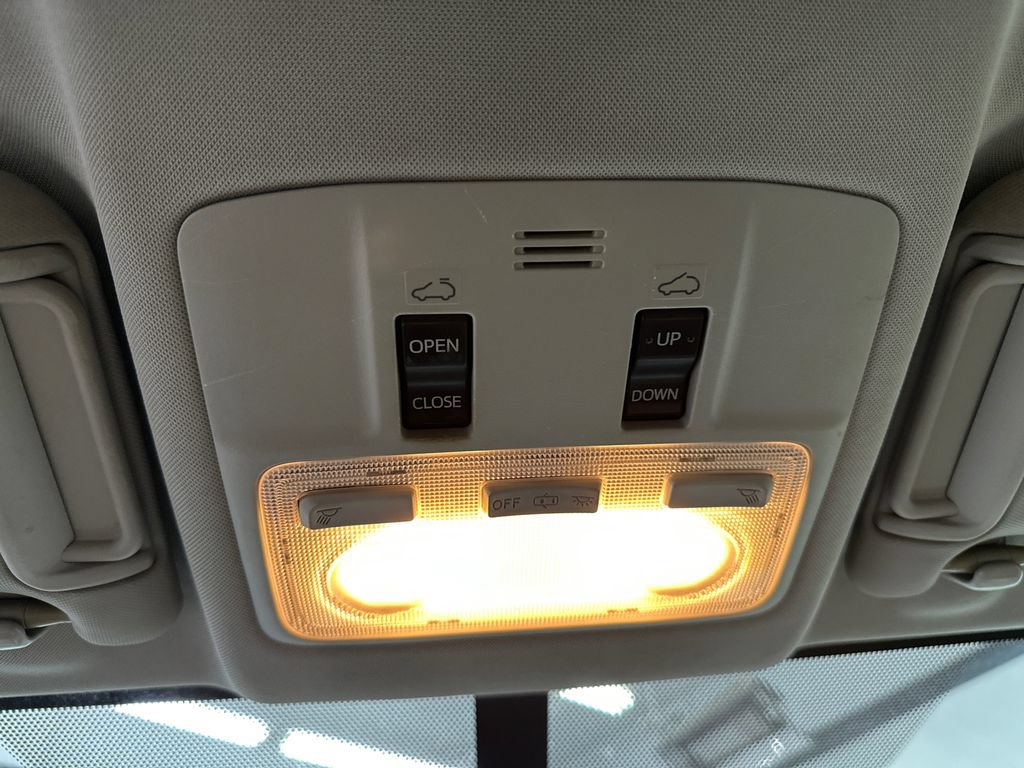 Used 2015 Toyota RAV4 XLE FWD image 31