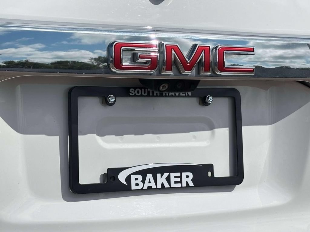 Used 2023 GMC Acadia Denali w/ Denali Technology Package AWD/4WD image 43
