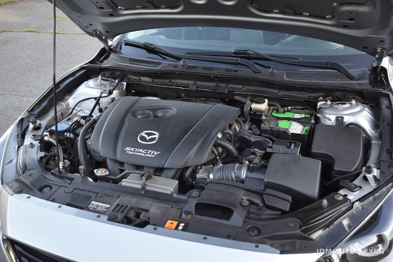 Used 2017 MAZDA MAZDA3 Sport FWD image 32
