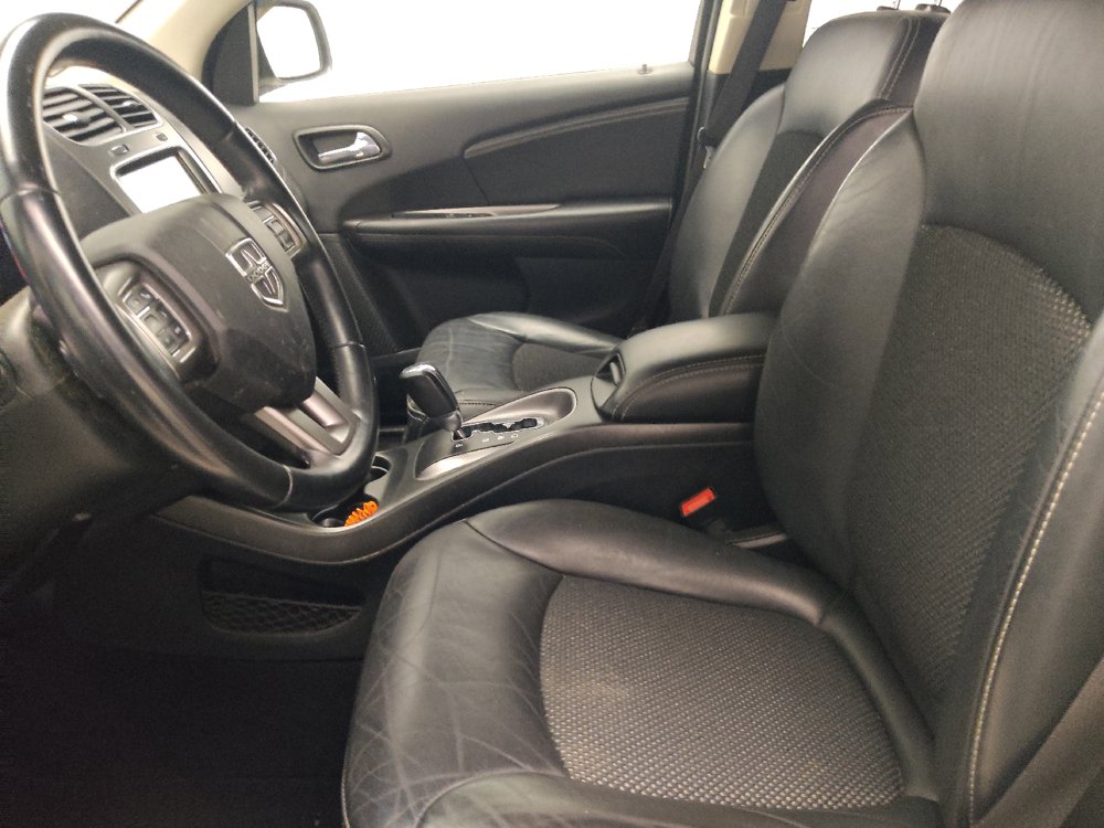 Used 2019 Dodge Journey Crossroad FWD image 17