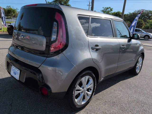 Used 2016 Kia Soul + FWD image 4
