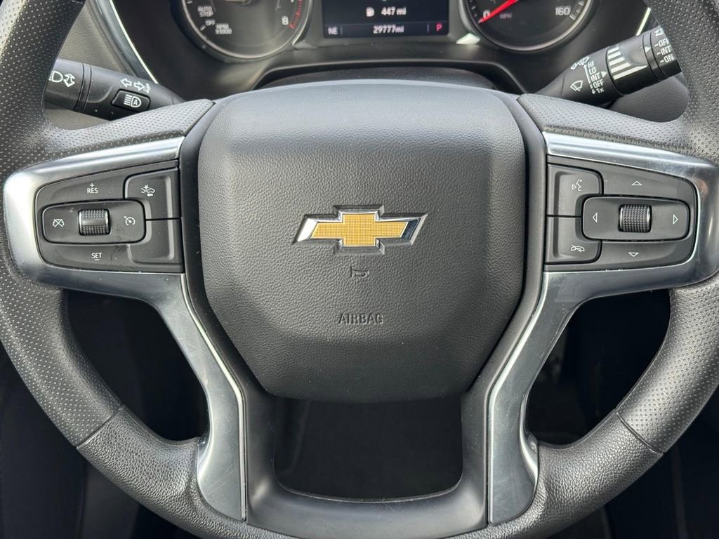 Used 2025 Chevrolet Blazer LT AWD/4WD image 12