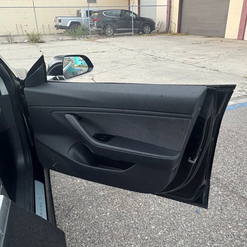 Used 2019 Tesla Model 3 Long Range RWD image 17
