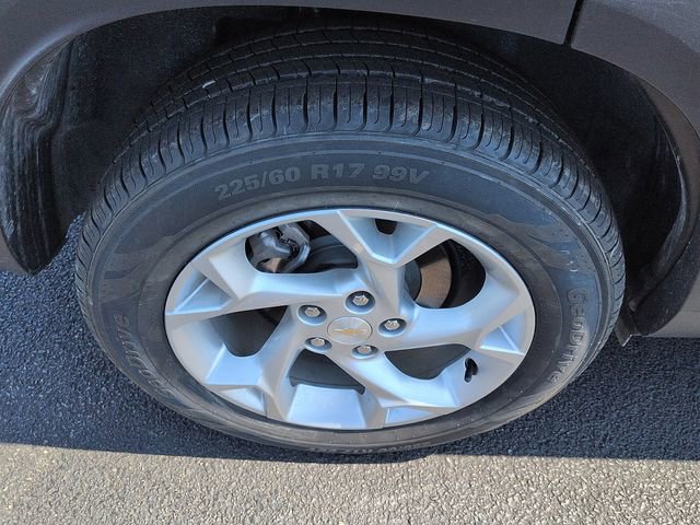 Used 2024 Chevrolet Trax LS w/ LS Convenience Package image 9