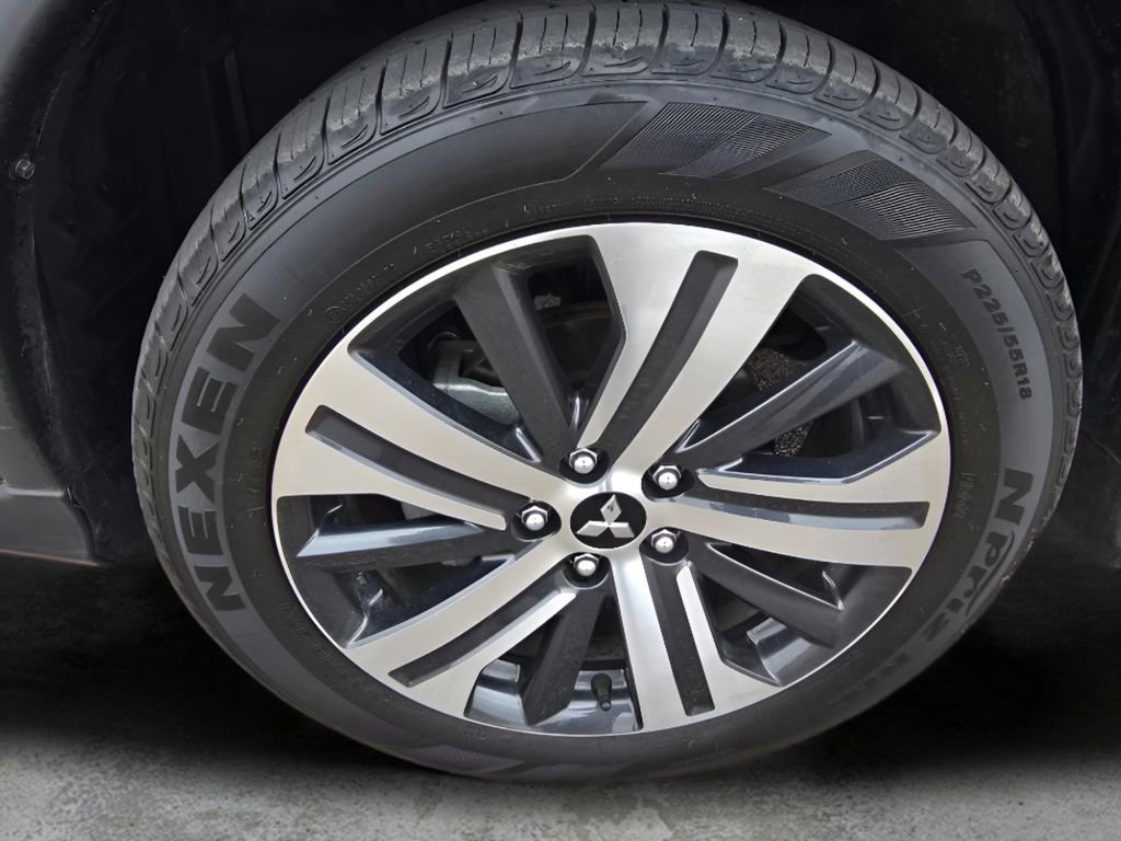 Used 2025 Mitsubishi Outlander Sport ES image 10