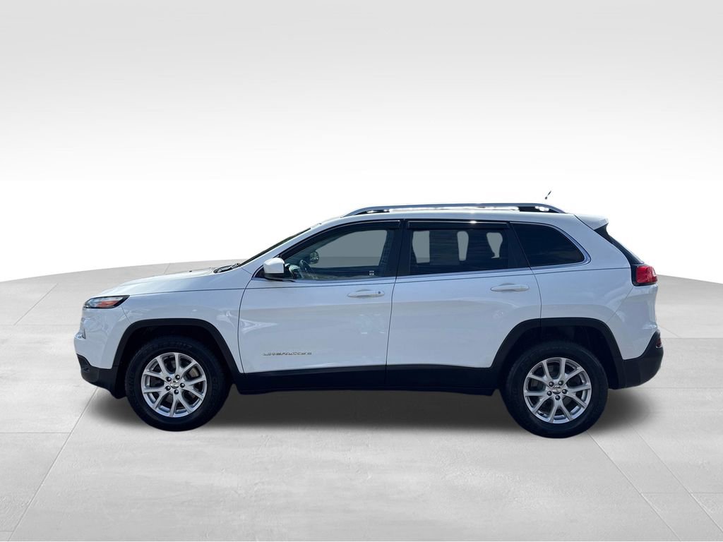 Used 2015 Jeep Cherokee Latitude AWD/4WD image 3