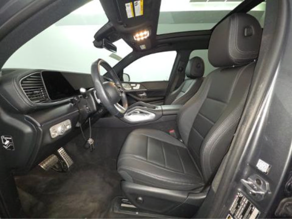 Used 2025 Mercedes-Benz GLS 450 4MATIC w/ AMG Line Exterior image 4