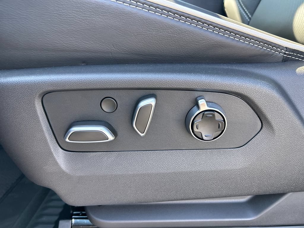 New 2026 GMC Sierra 2500 AT4X AWD/4WD image 18