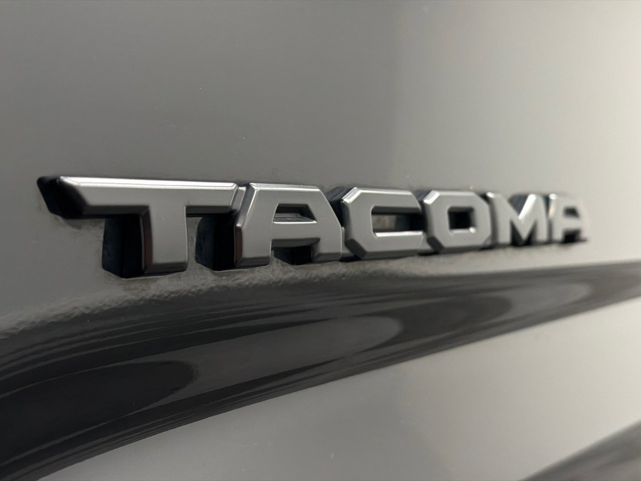 Used 2022 Toyota Tacoma TRD Off-Road image 14