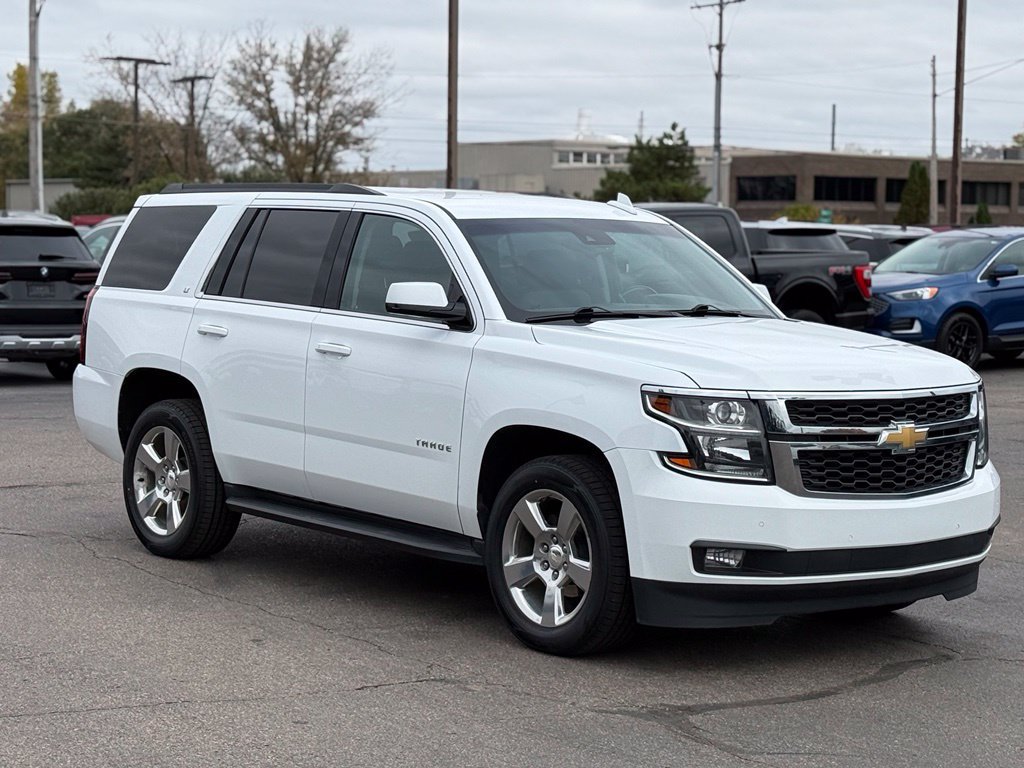 Used 2019 Chevrolet Tahoe LT w/ Luxury Package AWD/4WD image 28