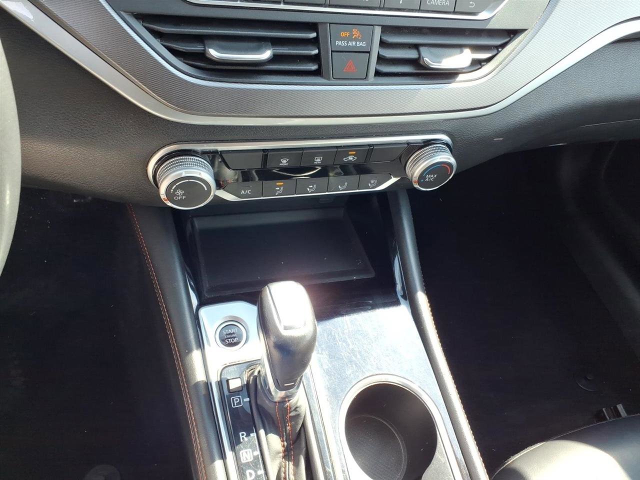 Used 2024 Nissan Altima 2.5 SR image 12