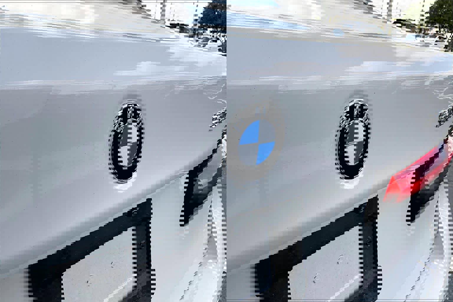 Used 2022 BMW 540i w/ Premium Package image 30