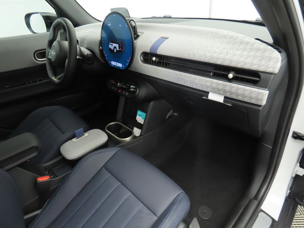 Used 2026 MINI Cooper 4-Door Hardtop image 19