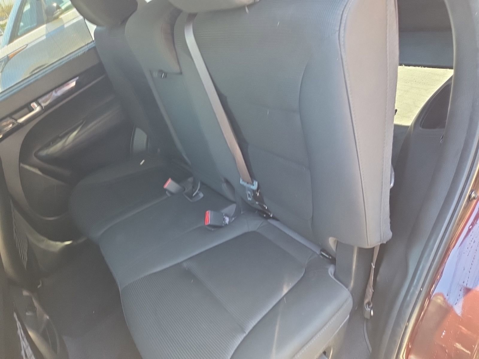 Used 2014 Kia Sorento LX image 24