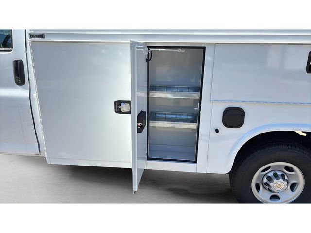 New 2025 Chevrolet Express 3500 w/ Power Convenience Package RWD image 16