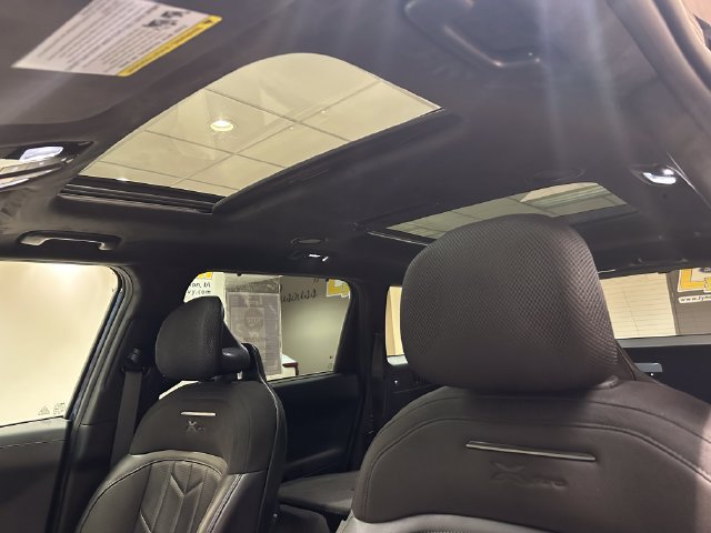 Used 2027 Kia Telluride SX Prestige X-Pro AWD/4WD image 4