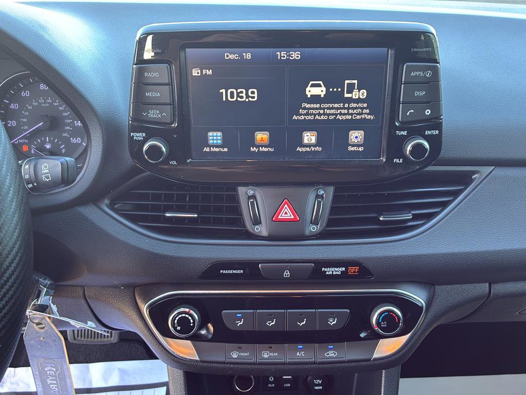 Used 2020 Hyundai Elantra GT image 26